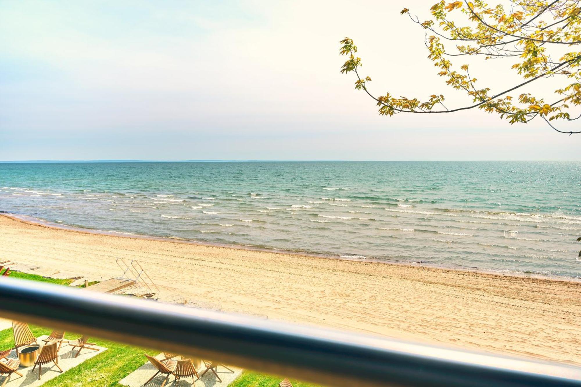 The Long Beach Resort - Beachfront Cottages & Townhouse Suites Wainfleet 外观 照片