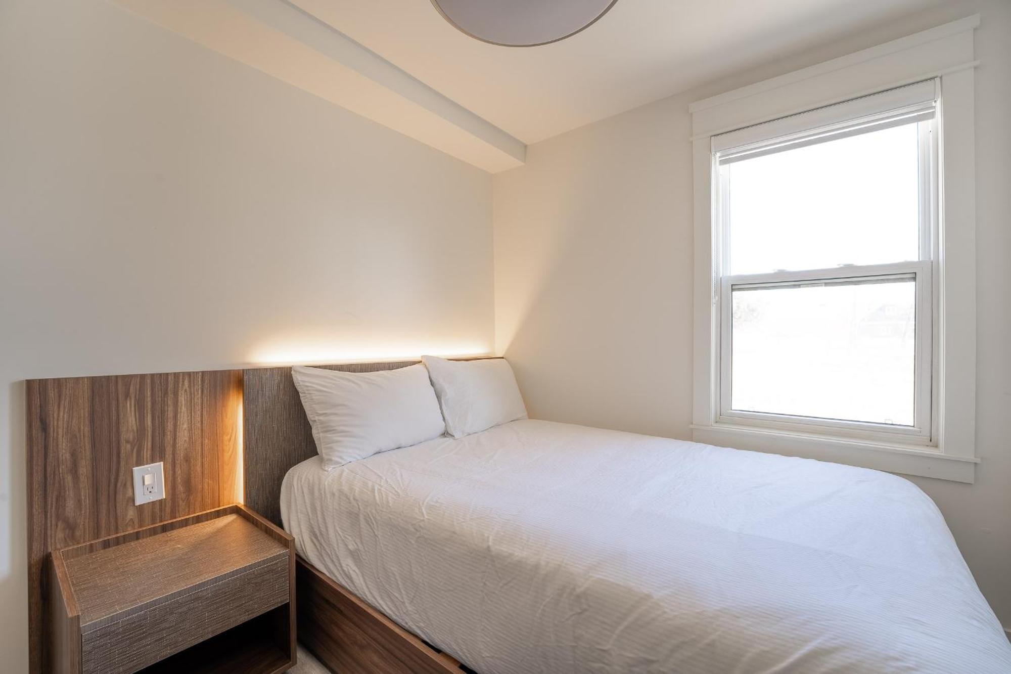 The Long Beach Resort - Beachfront Cottages & Townhouse Suites Wainfleet 外观 照片