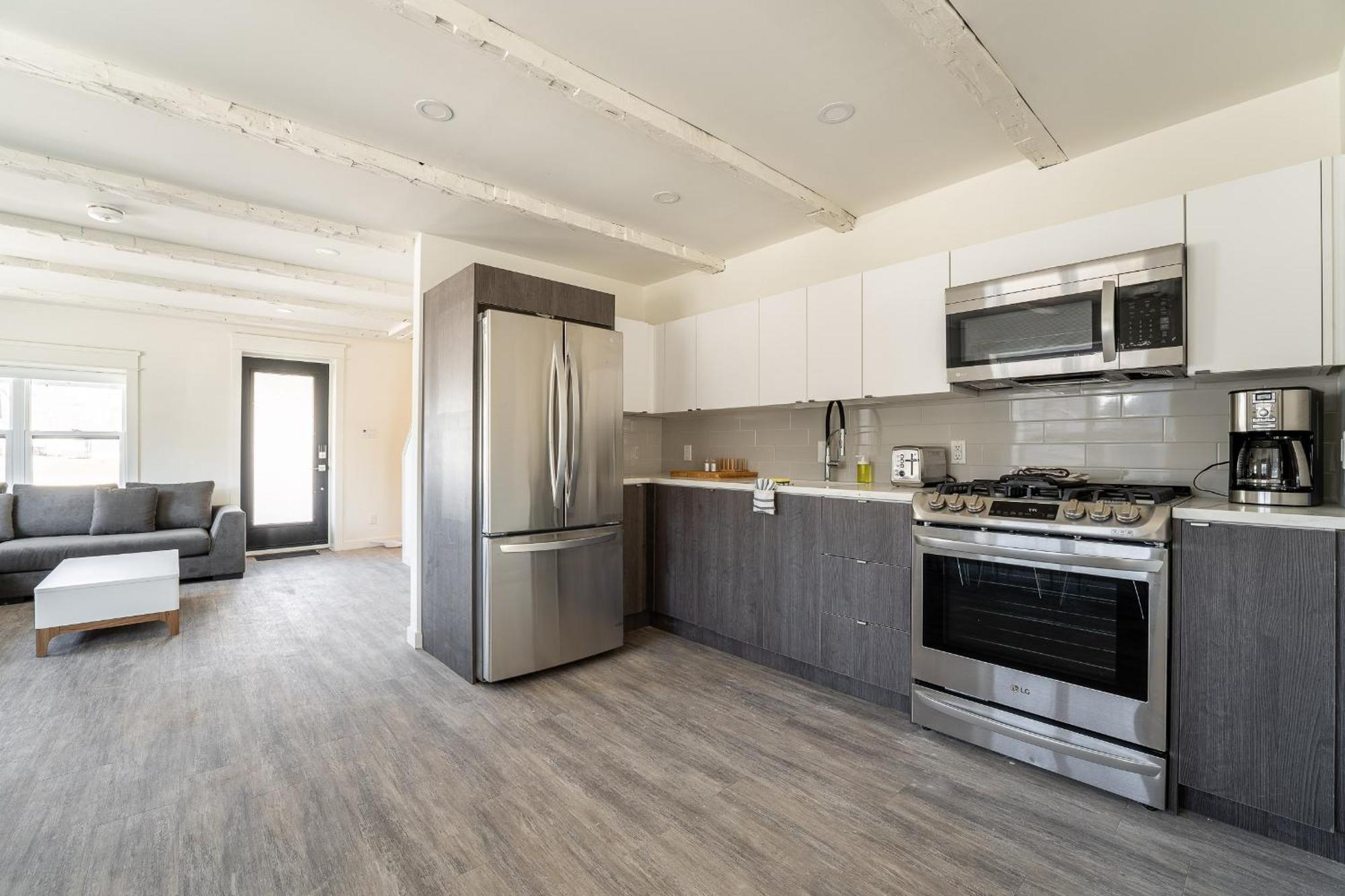 The Long Beach Resort - Beachfront Cottages & Townhouse Suites Wainfleet 外观 照片