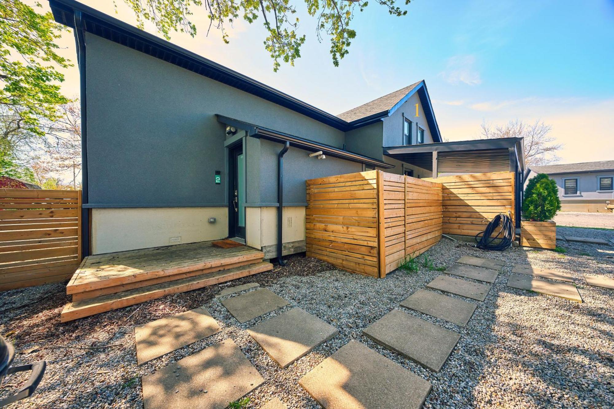 The Long Beach Resort - Beachfront Cottages & Townhouse Suites Wainfleet 外观 照片