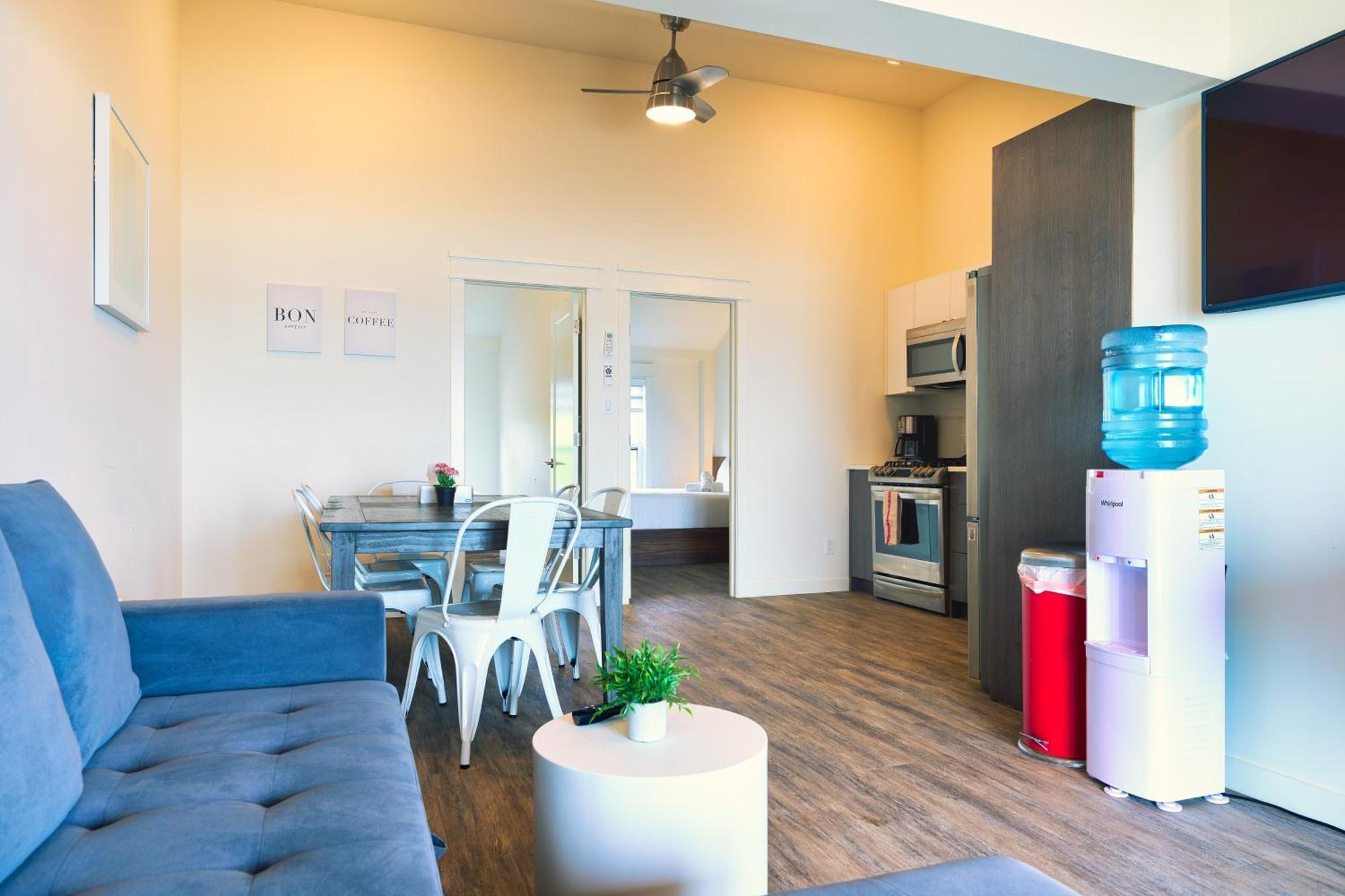 The Long Beach Resort - Beachfront Cottages & Townhouse Suites Wainfleet 外观 照片