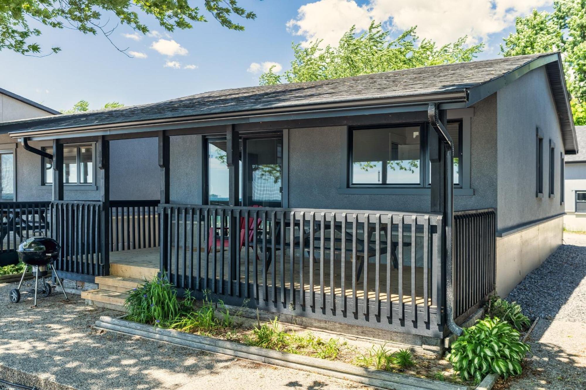 The Long Beach Resort - Beachfront Cottages & Townhouse Suites Wainfleet 外观 照片